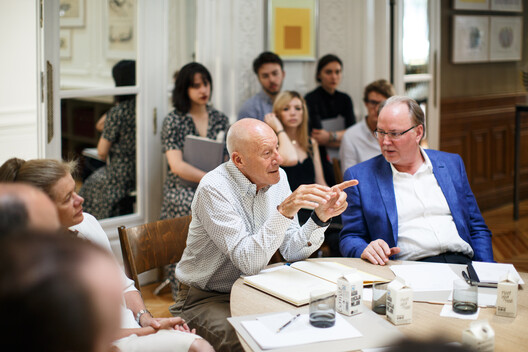 Norman Foster. Image © Pablo Gómez-Ogando via Courtesy of the Norman Foster Institute Norman Foster. Image © Pablo Gómez-Ogando via Courtesy of the Norman Foster Institute