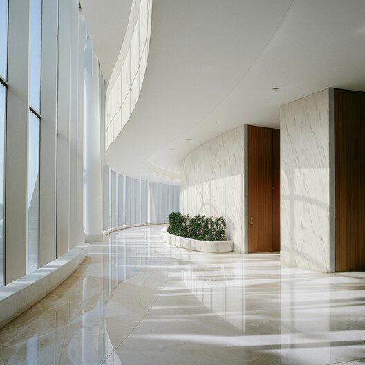 Can You Curve Your Way to a Better Guest Experience?